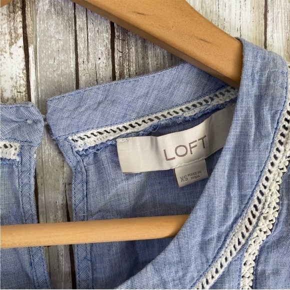 Loft Blue Ruffle Sleeveless Blouse - Picture 4 of 4